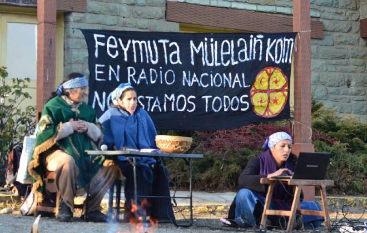 Bariloche: Mapuches protestan por la restitución de su espacio en Radio Nacional
