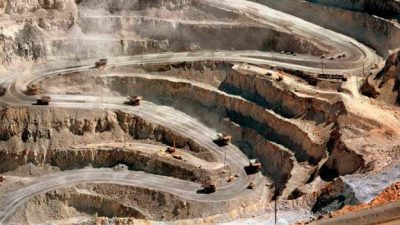 Sólo privilegios para la minería