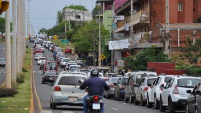 Sangría comercial: más de 140 mil argentinos usaron el feriado largo para comprar más barato en Encarnación