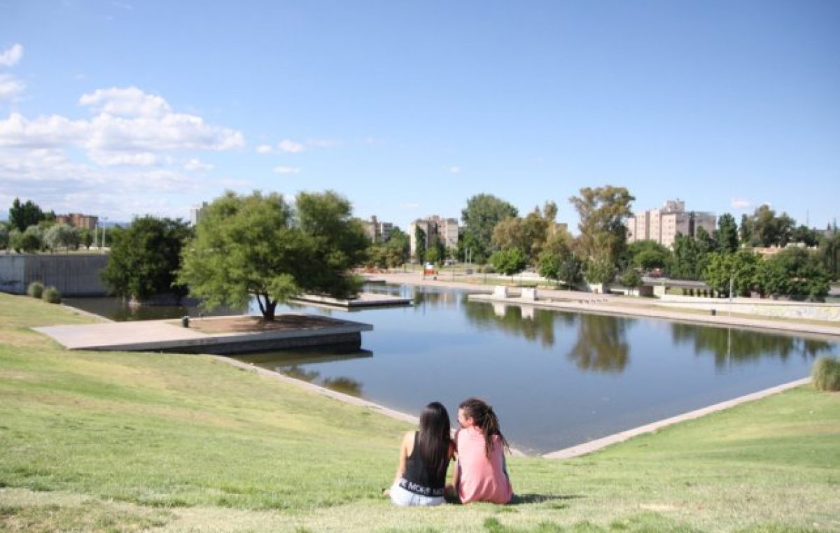 «Mendoza va a tercerizar, por llamarlo de alguna manera, su fiesta en manos de la UNCuyo»