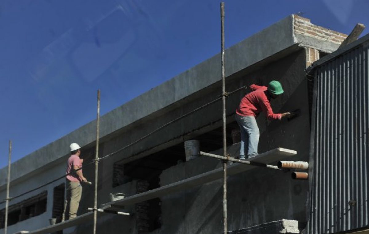En el último año cerraron unas 445 empresas de la construcción en el país