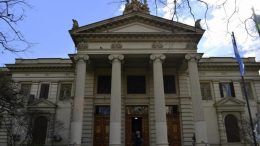 Desde Cambiemos admiten que pueden volver los “fondos extra” para los municipios