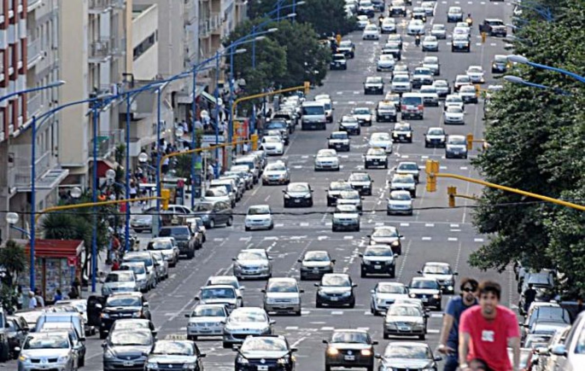 En 4 años, el parque automotor de Mar del Plata se amplió en más de 50 autos por día