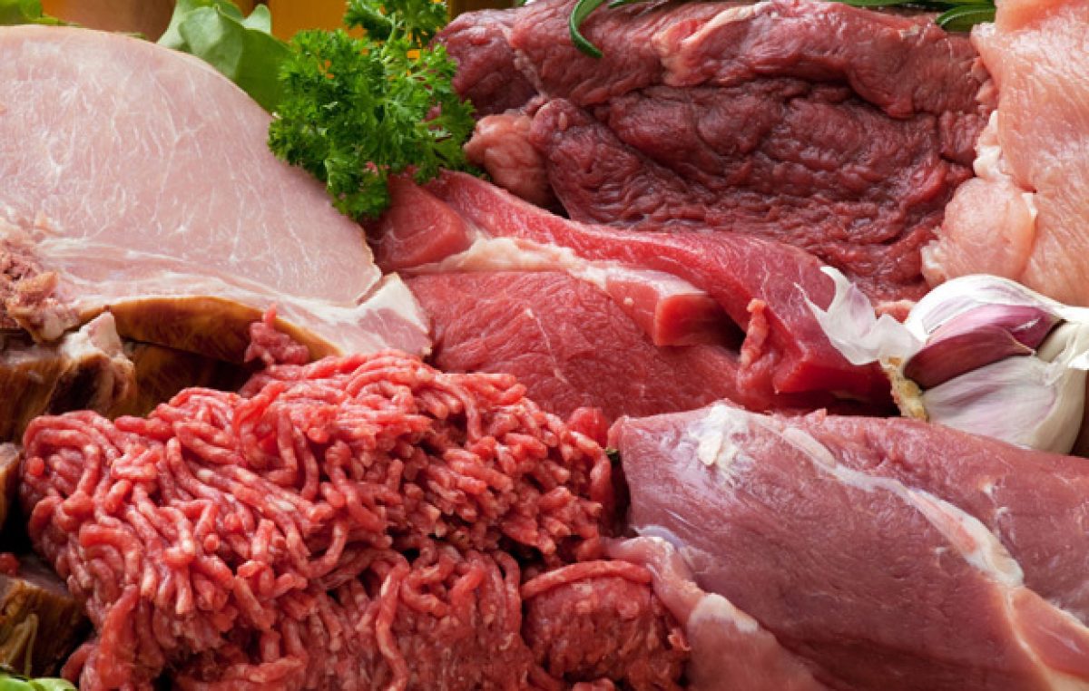 La carne va quedando en el recuerdo