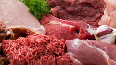 La carne va quedando en el recuerdo