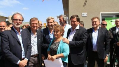 Entregaron 73 nuevas viviendas en Cipolletti