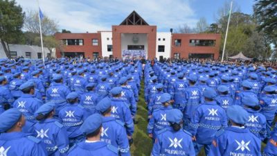 Mar del Plata: Docentes de la policía municipal reclaman el pago de sus salarios y adoptaron singular medida