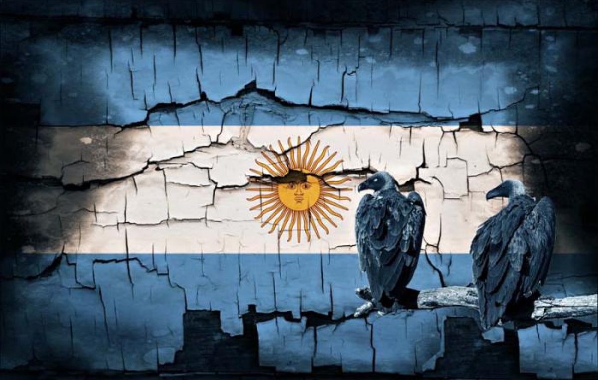 Los buitres sobrevuelan nuevamente
