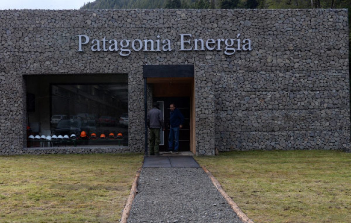 Perdonarán deuda millonaria a empresa de Lewis y otras eléctricas
