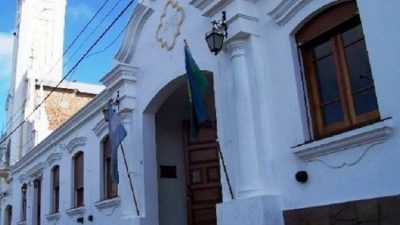 En Coronel Rosales ediles oficialistas no le quieren votar el Presupuesto al Intendente