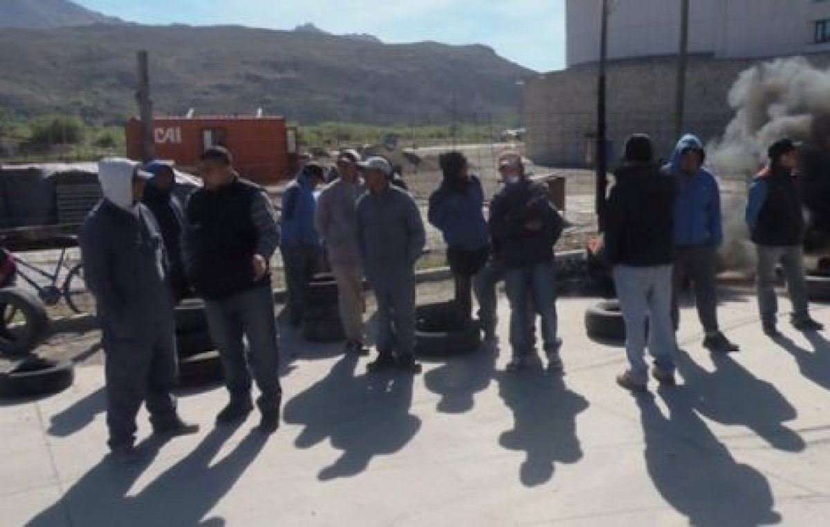Esquel: Osorio, “Tenemos que estar todos los trabajadores unidos”