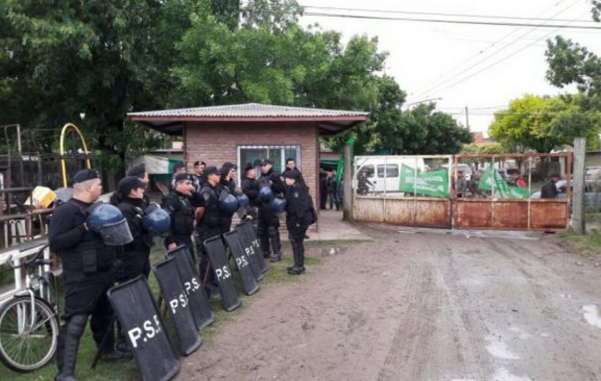 Ataque e intimidación a Empleados Municipales de Roldán