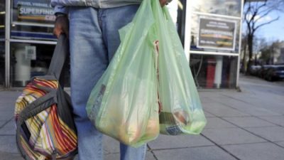 El comercio minorista en el conurbano no para de caer