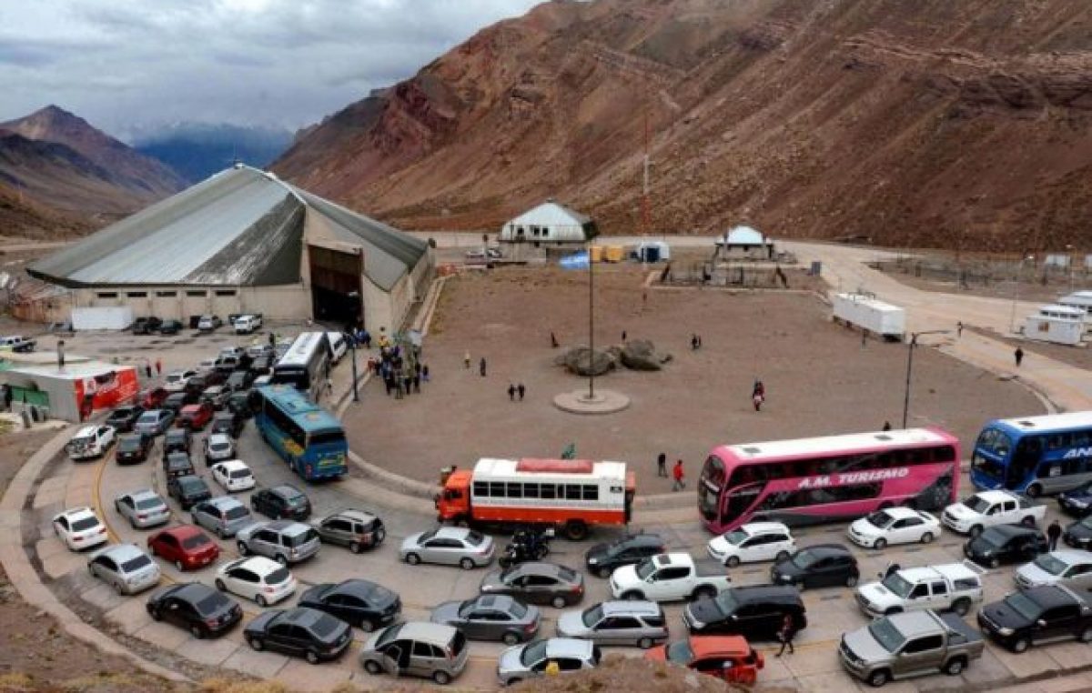 Invasión de argentinos a Chile en el último feriado largo del año