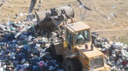 Basura: un contrato directo por $760 millones dispara polémica en el Concejo rosarino