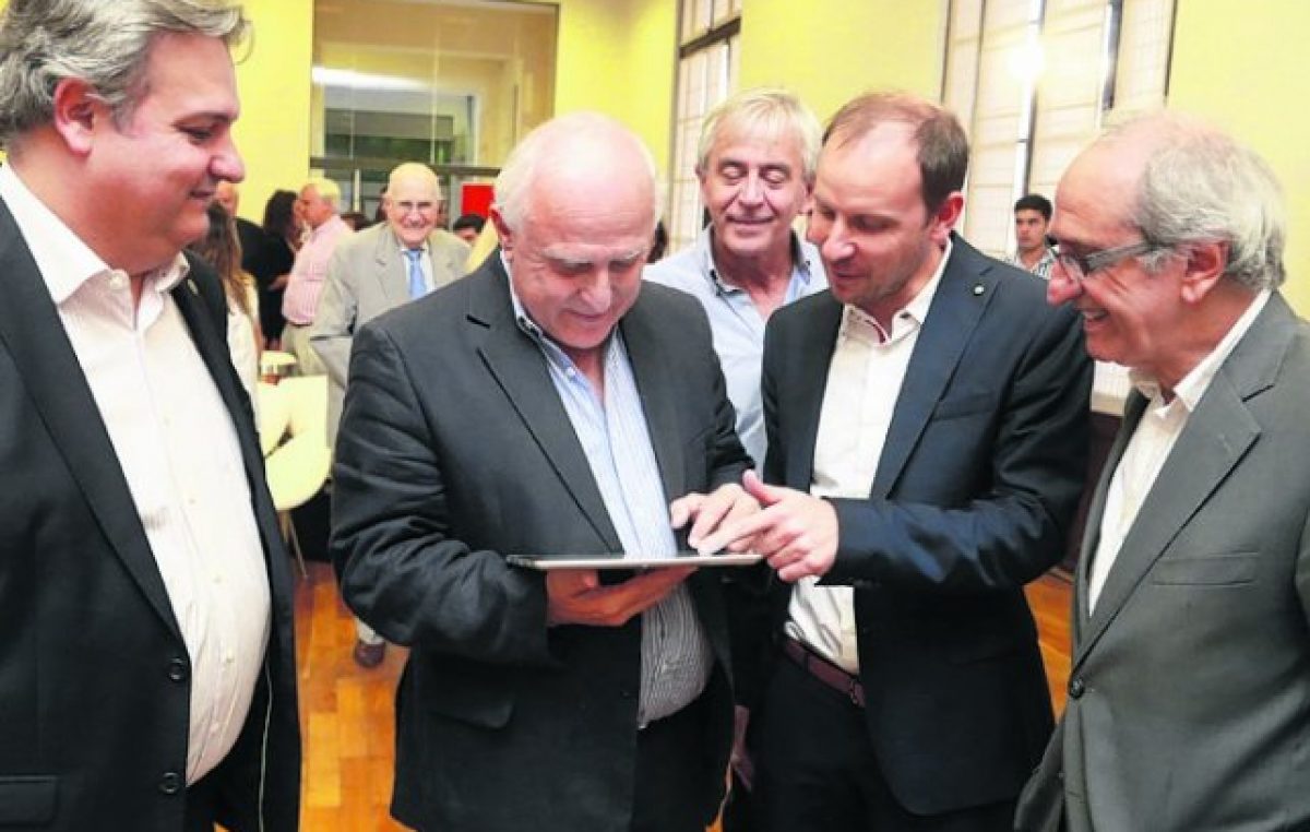 Reforma de la Constitución de Santa Fe: lanzan una web para participar