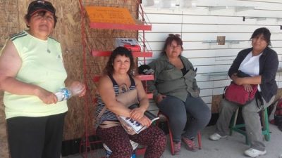 Cooperativas del programa Argentina Trabaja se movilizan para hacer reclamos al intendente de Bariloche