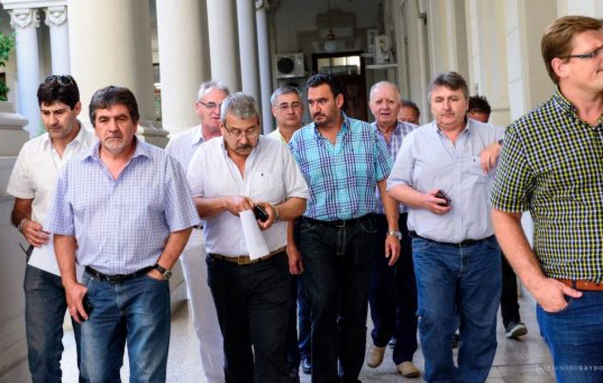 Municipales santafesinos ratificaron paro de 48 horas el próximo lunes y martes en toda la Provincia