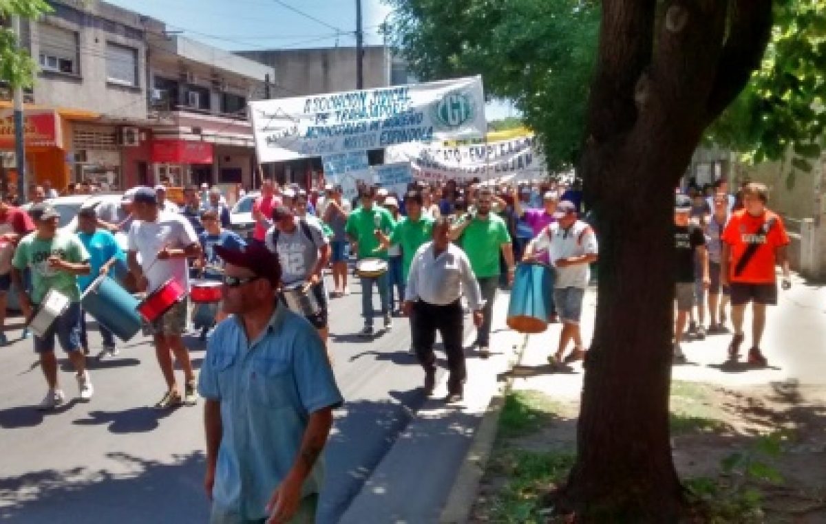 Tras la movilización, municipales de Moreno cuestionaron a Festa por negarse a atenderlos