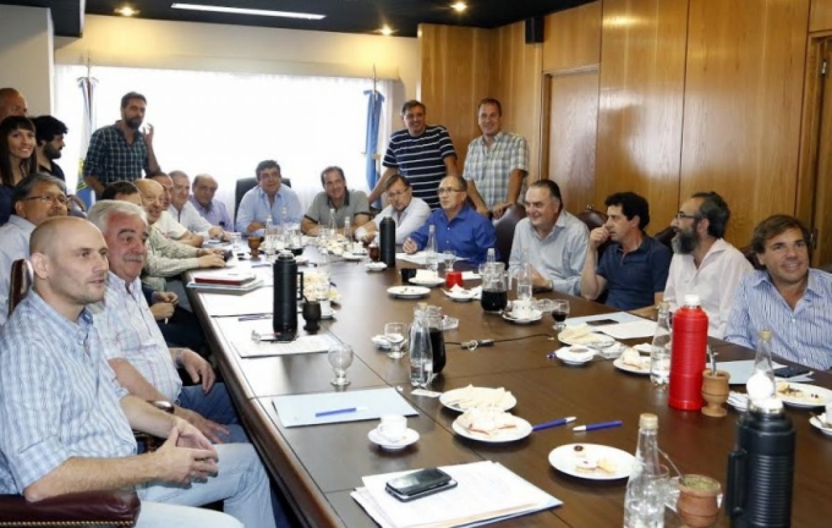 En busca de la unidad, el PJ bonaerense avanza en la reestructuración del número de apoderados