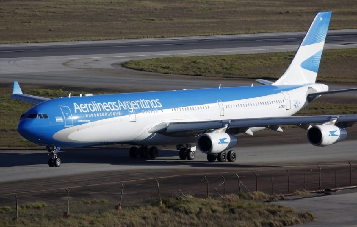 ¿Qué pasó en Aerolíneas? Los gremios dicen que a Constantini “la echaron”