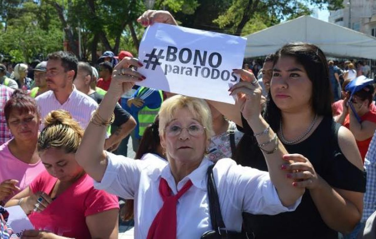 Tregua entre provincia y municipio riojano por el bono navideño