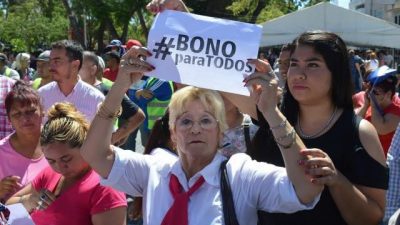 Tregua entre provincia y municipio riojano por el bono navideño