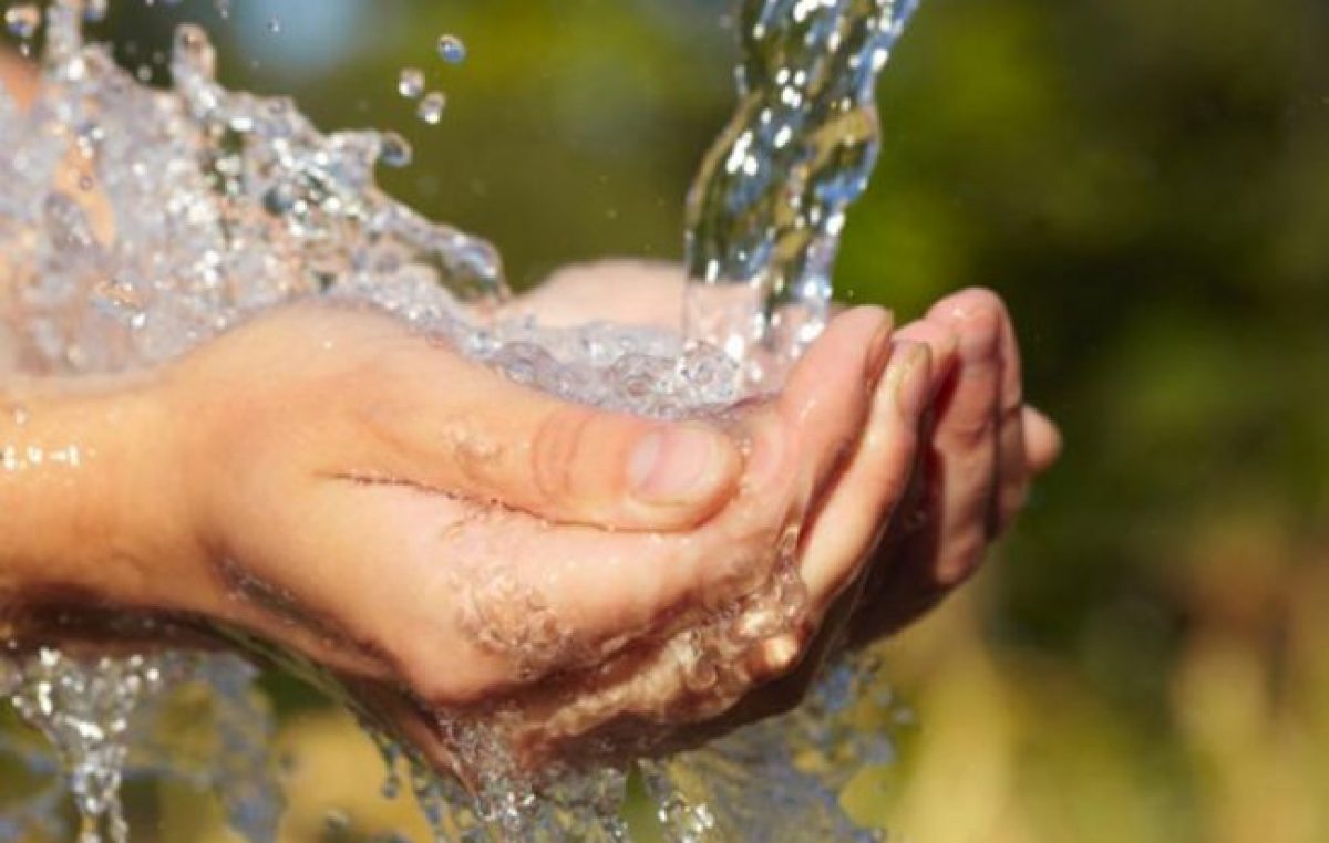 El intendente de Santa Elena propone que el agua sea gratis