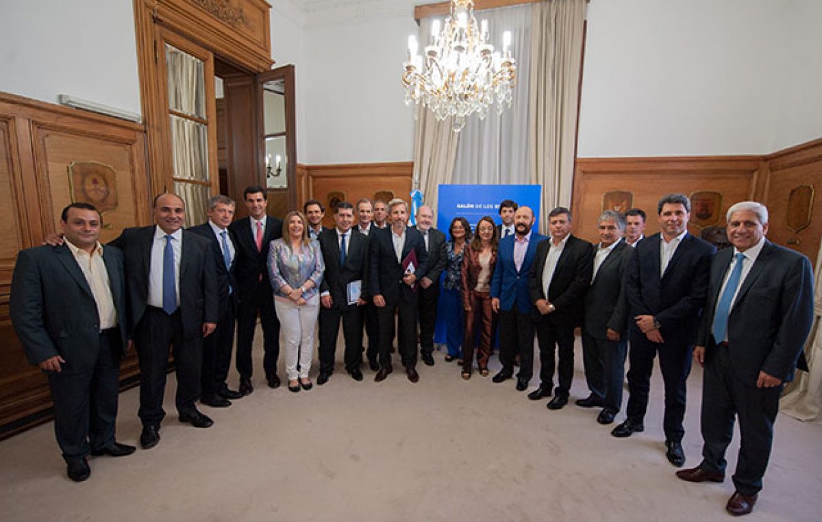 Santa Cruz: De Provincia o municipios, todos a Buenos Aires