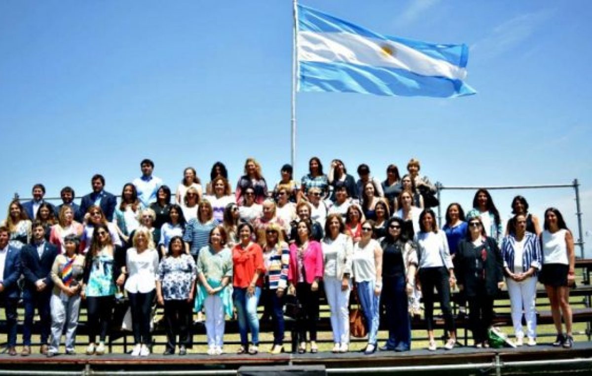 Intendentas de todo el país se reunieron en Estación Juárez Celman