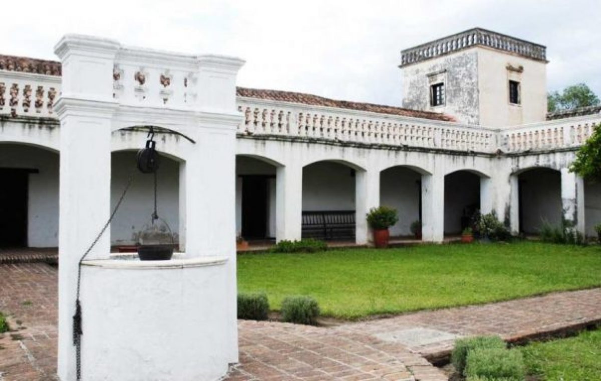 Una casa que custodia cuatro siglos de memoria en Colonia Caroya