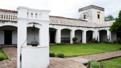 Una casa que custodia cuatro siglos de memoria en Colonia Caroya