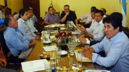 Todos los municipios catamarqueños recibirán ayuda para pagar el aguinaldo