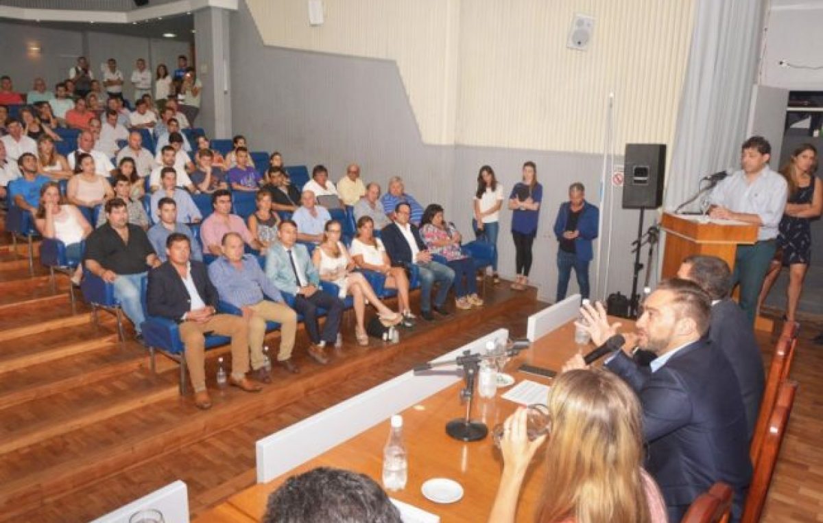 Entregaron fondos para obras en pequeños poblados entrerrianos