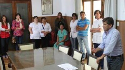 Trabajadores municipales de Lobería cobrarán bono de fin de año