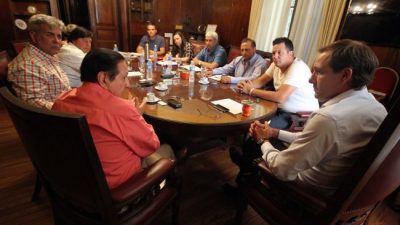 El Intendente pagará bono de fin de año a municipales de La Plata