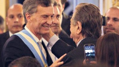 Ahora meten a los familiares por la ventana