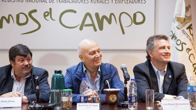 El «Momo» volvió al Renatre con la Sociedad Rural