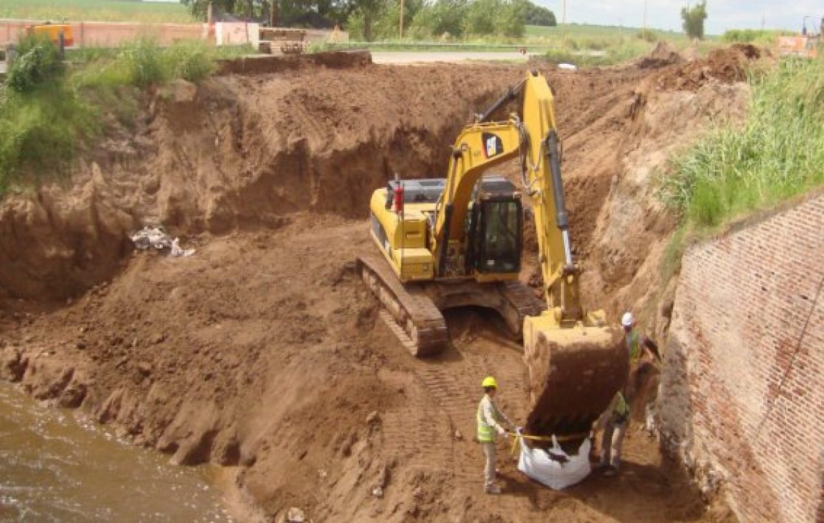 Santa Fe invierte $1.700 millones en obras contra riesgos hídricos