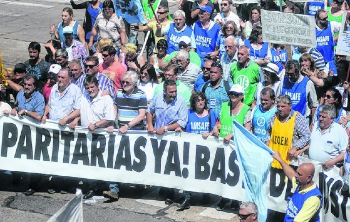 En 2016 cayó el poder de compra del salario mínimo