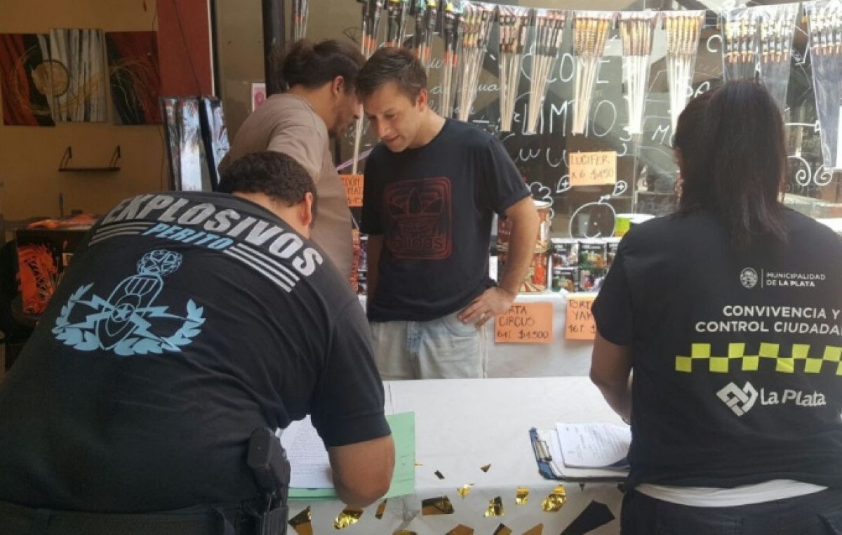 La Plata también le declara la guerra a la venta callejera: desalojó 550 puestos en un año
