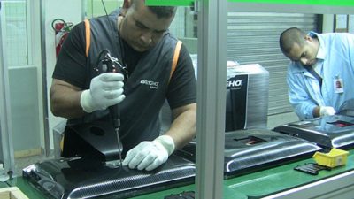 Por las importaciones cerró una fábrica de computadoras y despidieron a 200 trabajadores en Vicente López