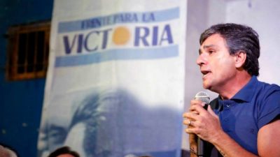 El intendente de Hurlingham cuestionó a Macri por “establecer vínculos sólo con intendentes de su espacio”