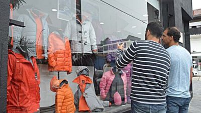 Mar del Plata: Los comerciantes de Juan B. Justo, preocupados por las bajas ventas