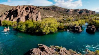 Intendentes neuquinos buscarán frenar la contaminación en los ríos