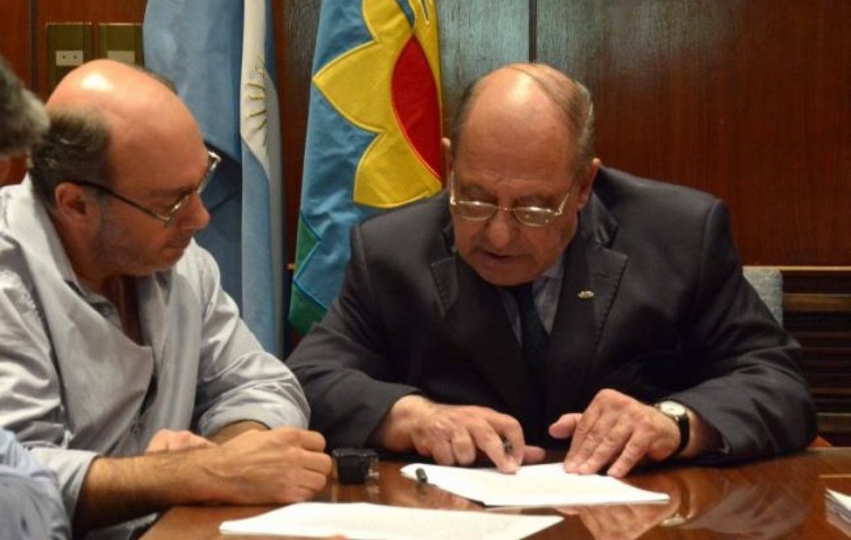 Mar del Plata: Contradiciendo a algunos concejales propios Arroyo vetó tres ordenanzas