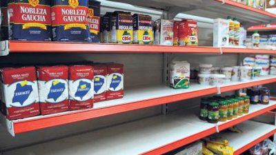 Doce meses seguidos de caída del consumo