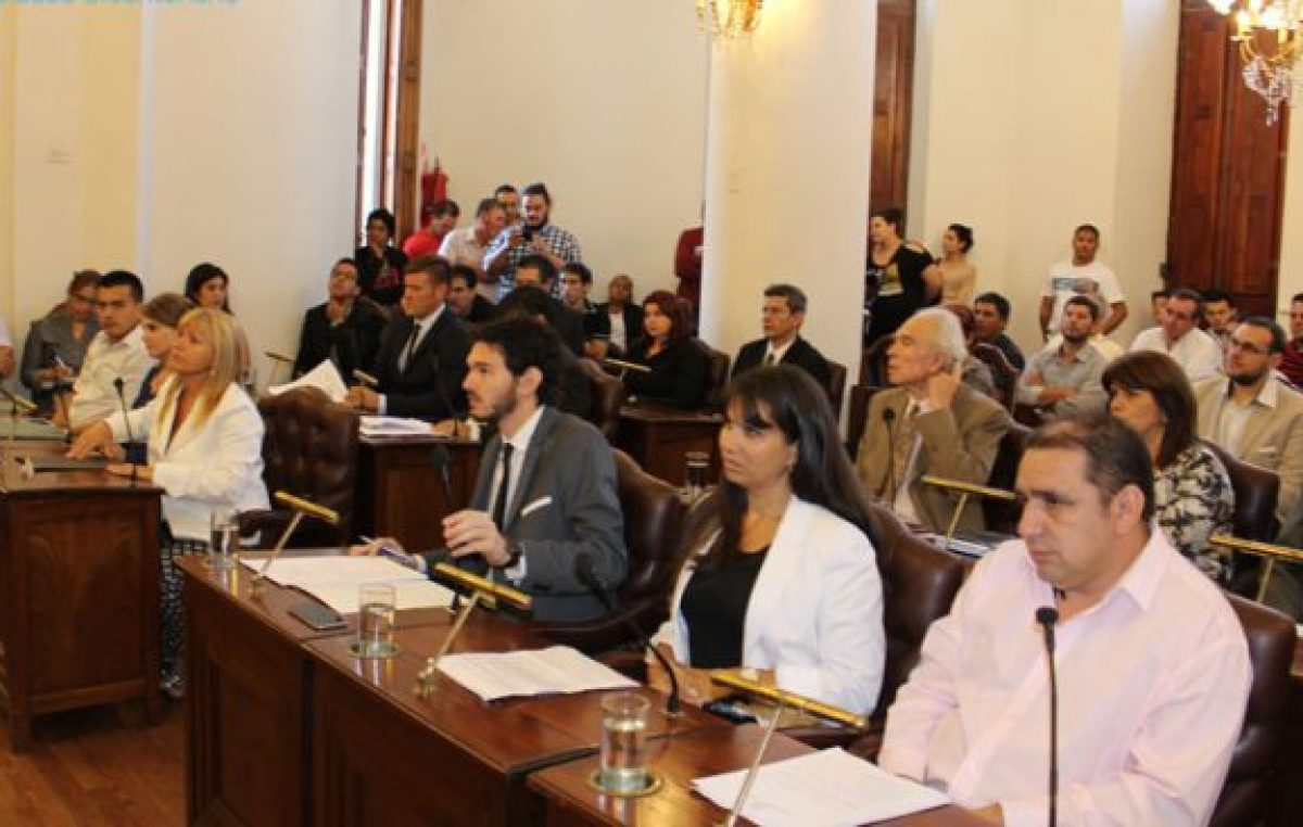 Entre Ríos: Proponen reducir el cupo femenino para elección de concejales
