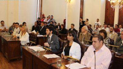 Entre Ríos: Proponen reducir el cupo femenino para elección de concejales