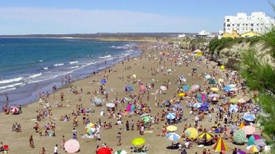 Las Grutas muestra la mitad de su ocupación